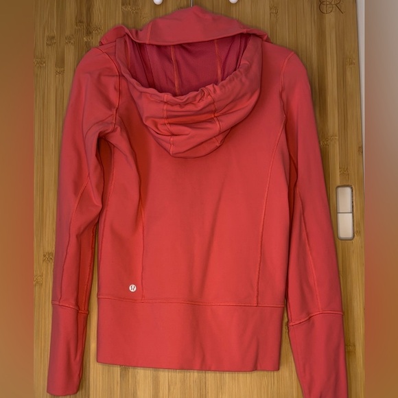 lululemon Define Jacket with Hood - Picture 4 of 6